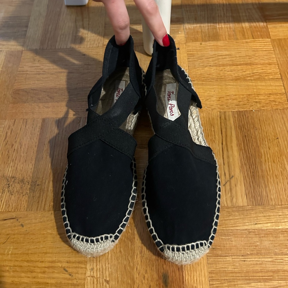 Espadrille flats